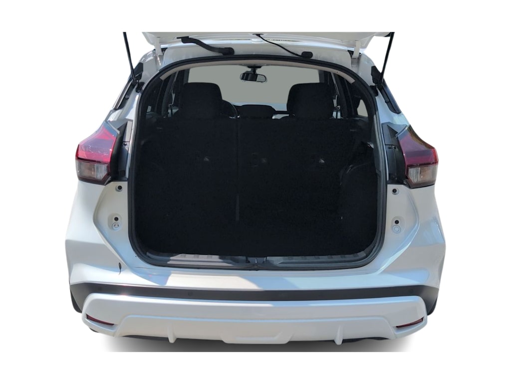 Thumbnail: 2023 Nissan Kicks - 18