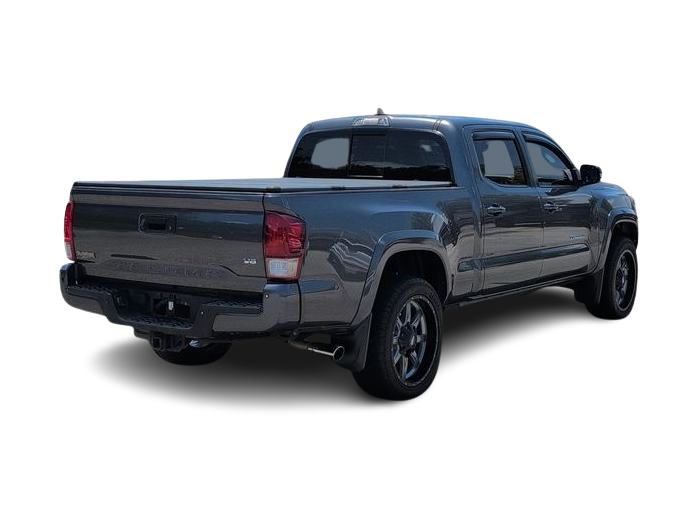 Thumbnail: 2017 Toyota Tacoma - 21