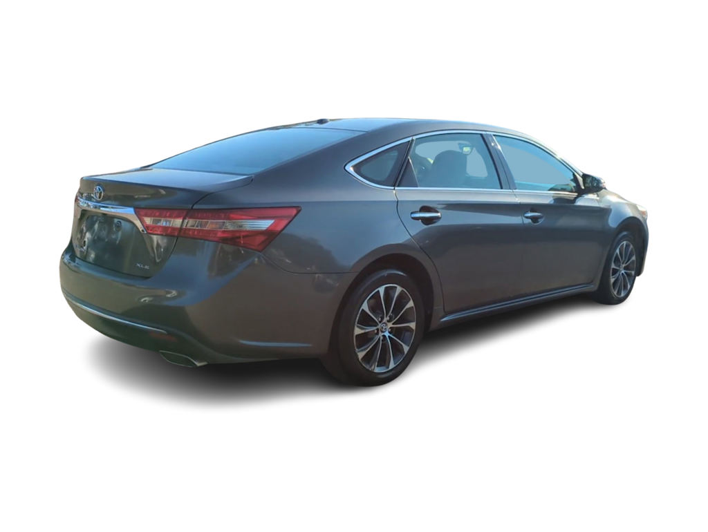 2017 Toyota Avalon XLE 19