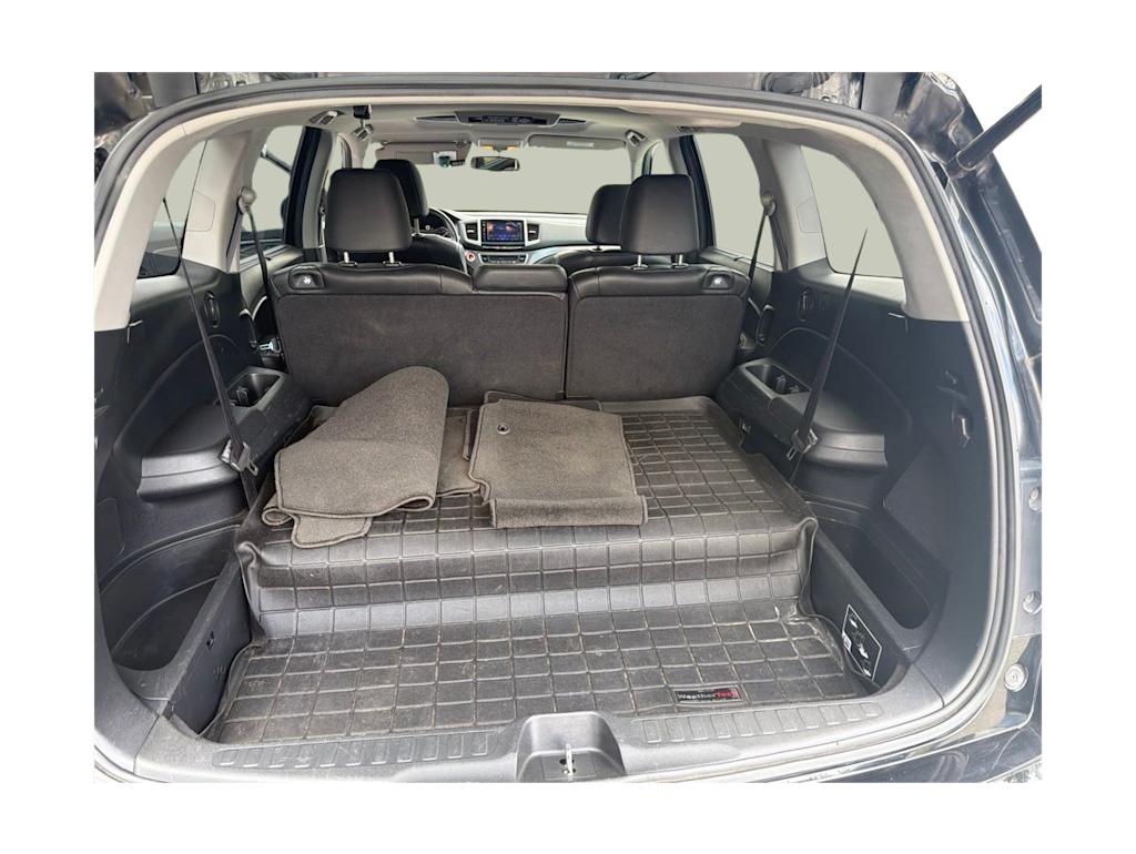 Thumbnail: 2016 Honda Pilot - 10