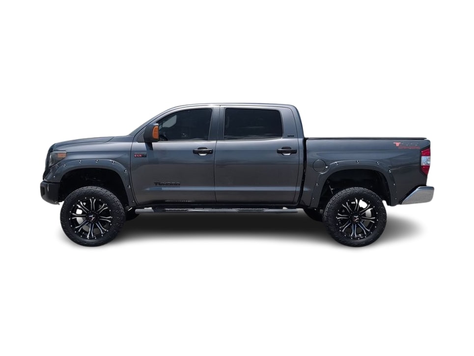 Thumbnail: 2015 Toyota Tundra - 3