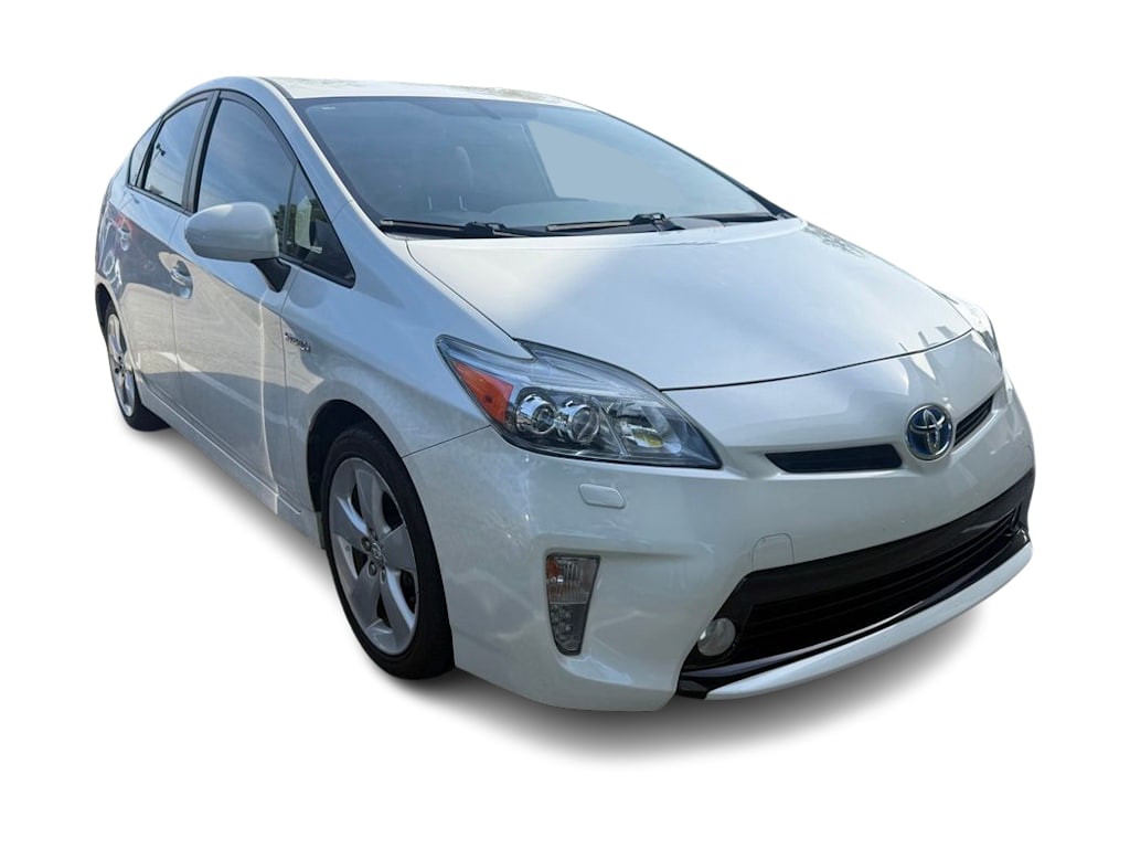 Thumbnail: 2015 Toyota Prius - 17