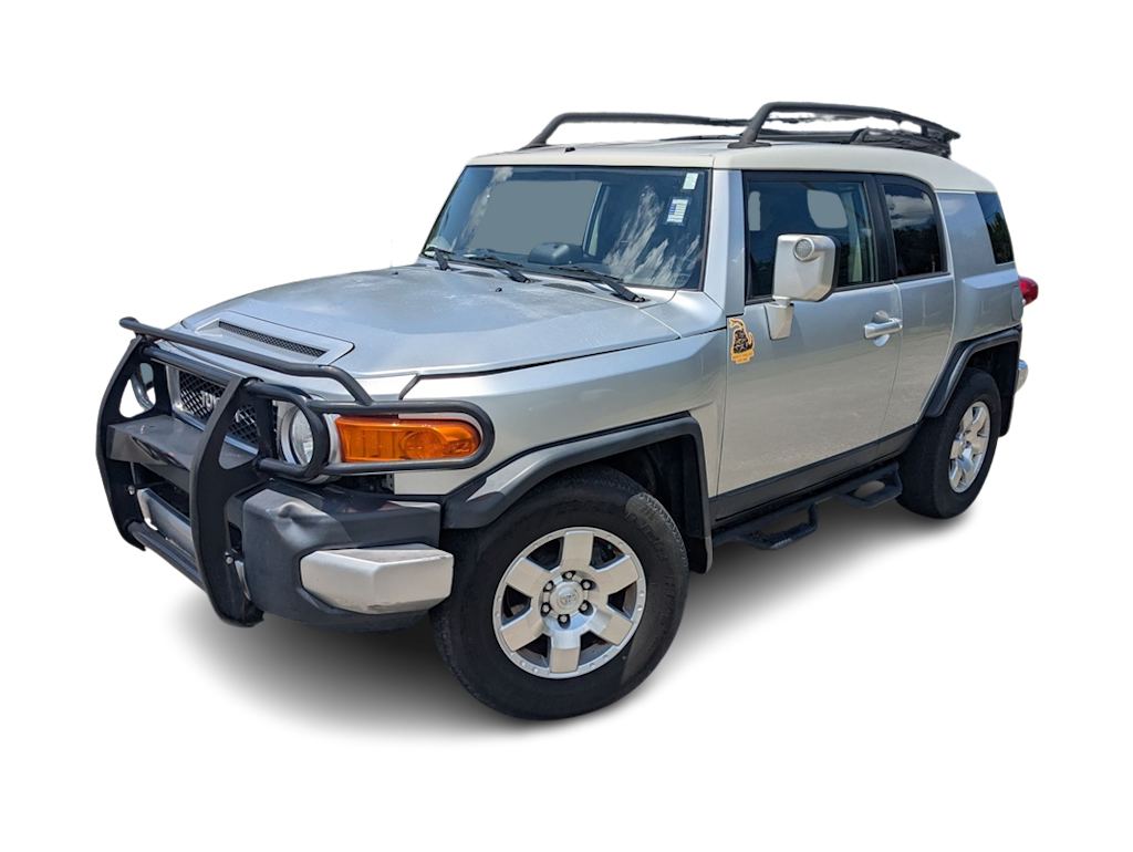 Used 2007 Toyota FJ Cruiser Base with VIN JTEZU11F270005095 for sale in Hudson, WI