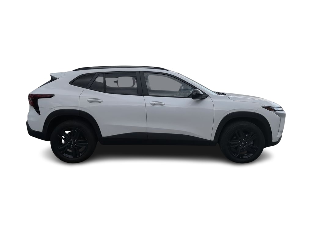 Thumbnail: 2024 Chevrolet Trax - 22