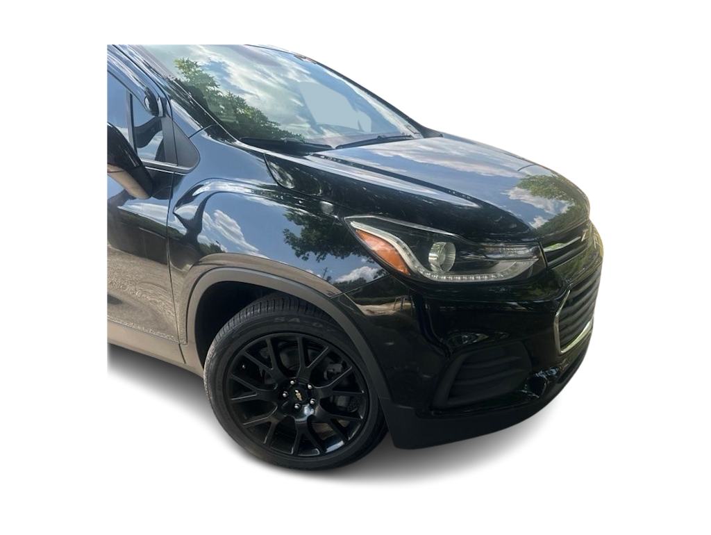 Thumbnail: 2022 Chevrolet Trax - 30