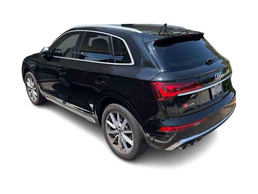 Thumbnail: 2022 Audi SQ5 - 3
