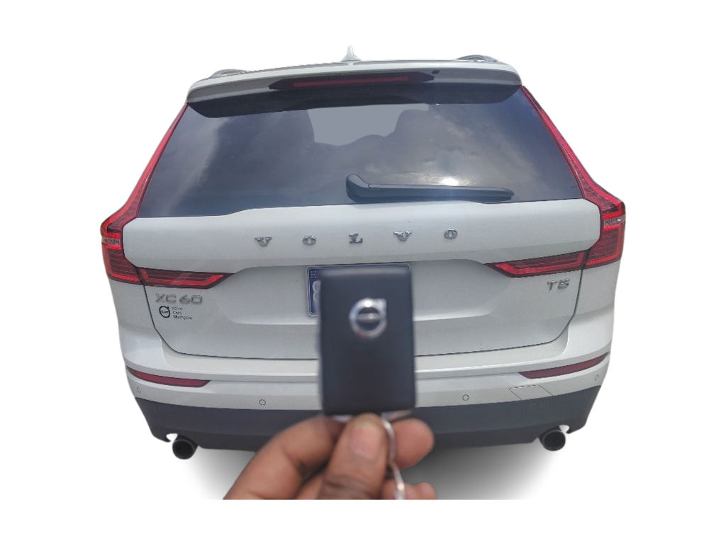 Thumbnail: 2021 Volvo XC60 - 3
