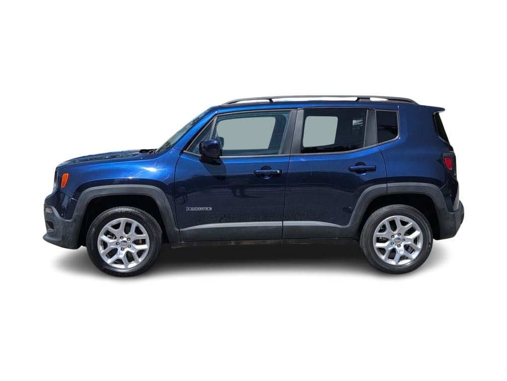 Thumbnail: 2016 Jeep Renegade - 3