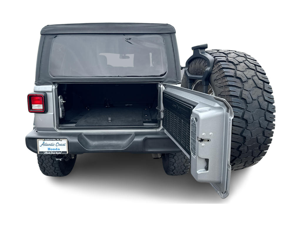 Thumbnail: 2018 Jeep Wrangler - 24