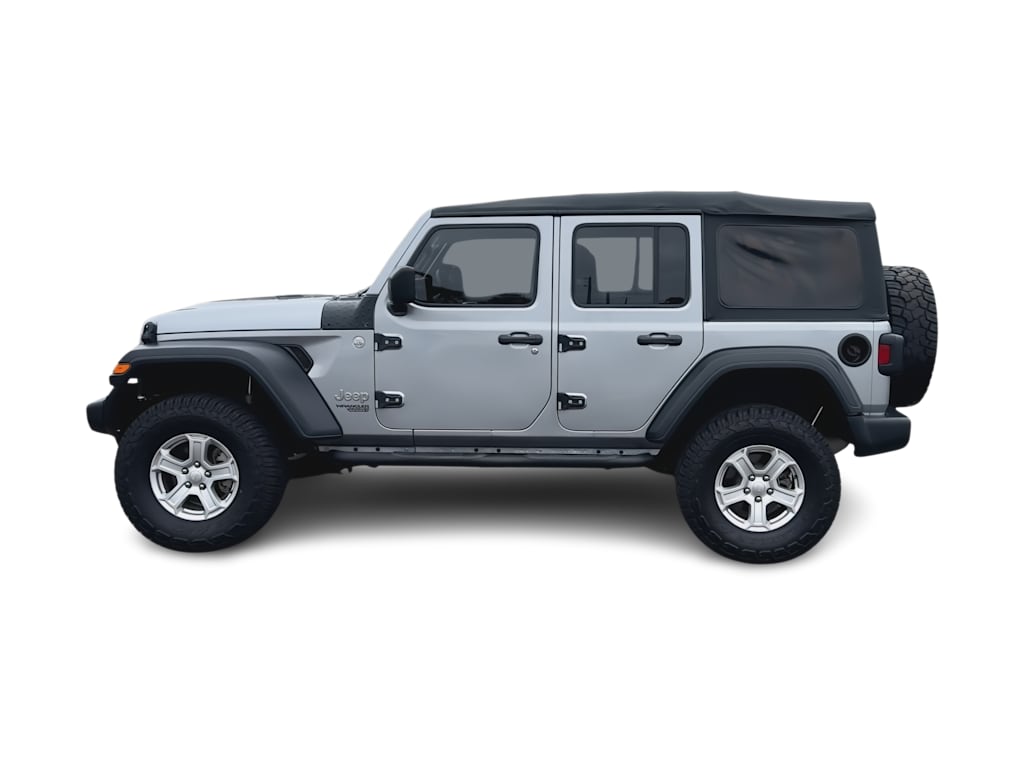 Thumbnail: 2018 Jeep Wrangler - 16