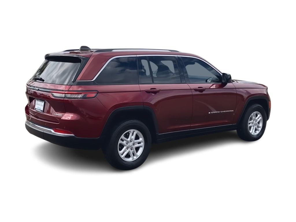 Thumbnail: 2023 Jeep Grand Cherokee - 17