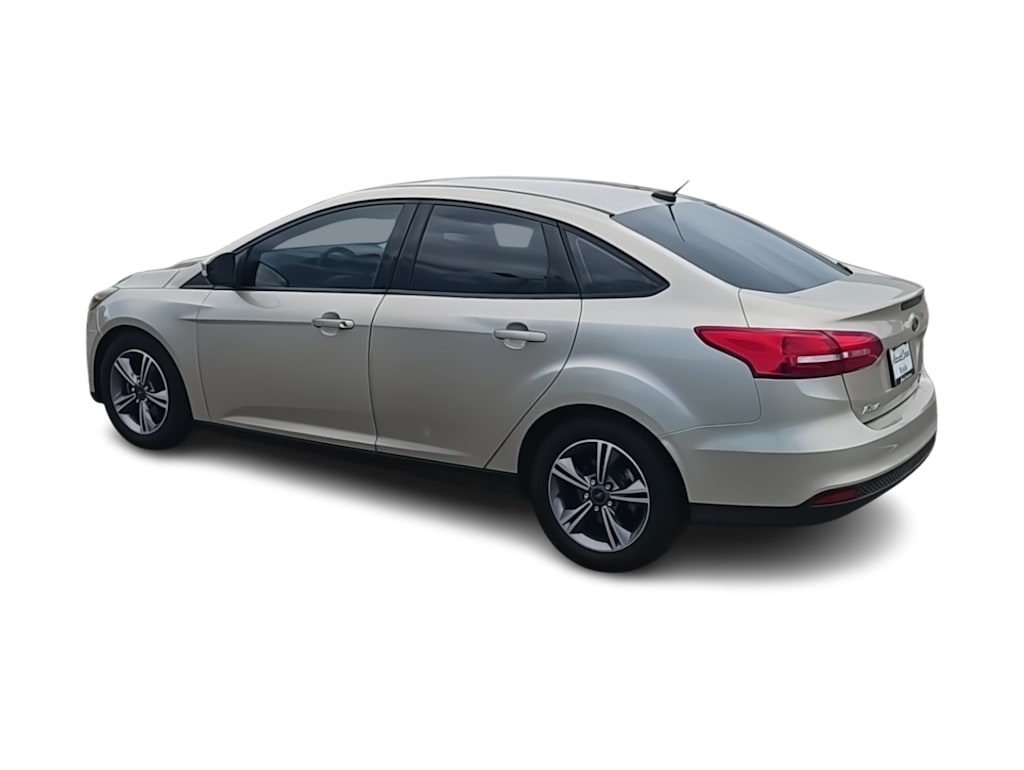 Thumbnail: 2017 Ford Focus - 15