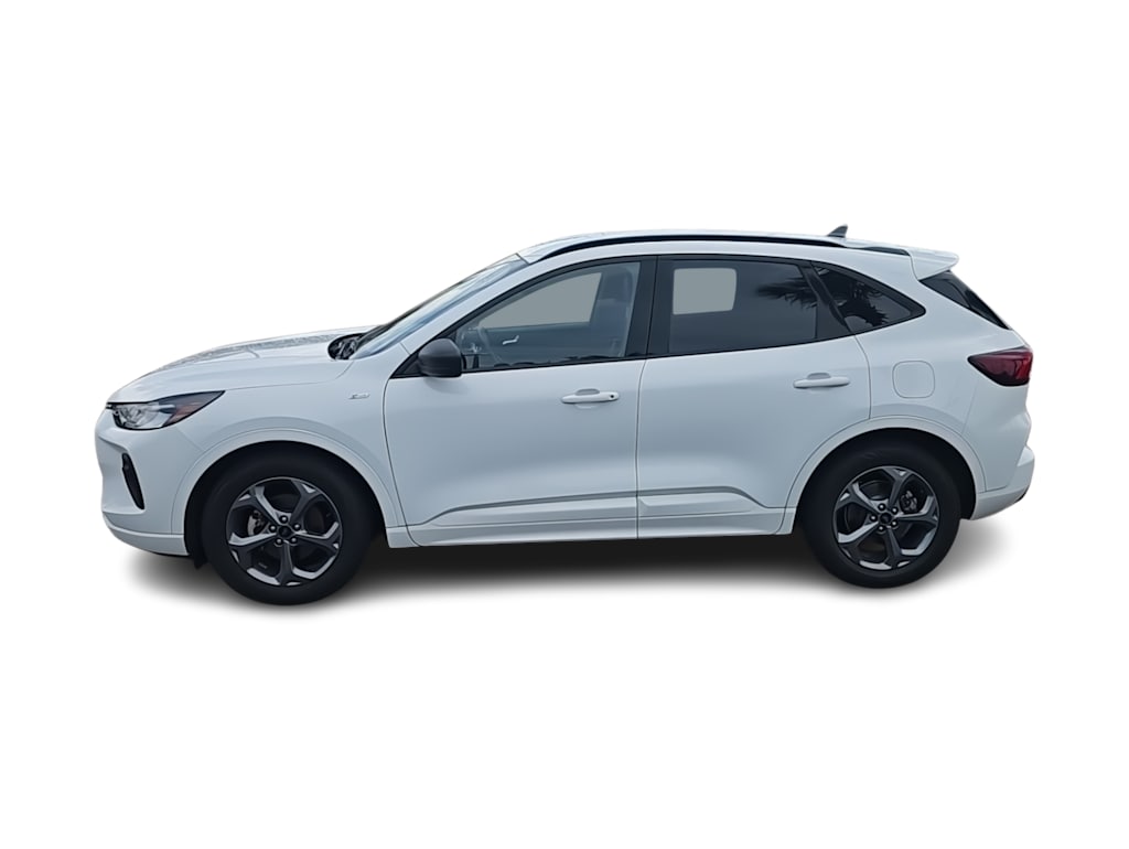 Thumbnail: 2023 Ford Escape - 16