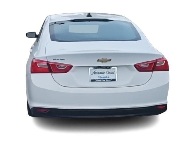 Thumbnail: 2022 Chevrolet Malibu - 4