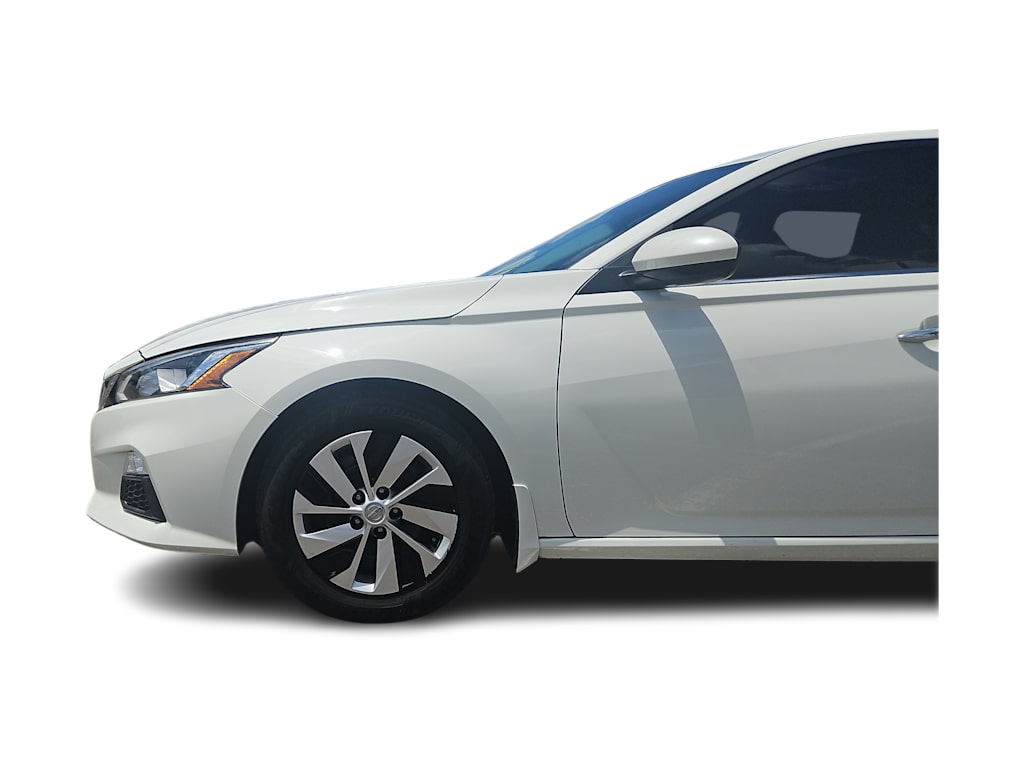 Thumbnail: 2020 Nissan Altima - 22
