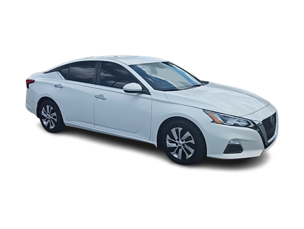 Thumbnail: 2020 Nissan Altima - 13