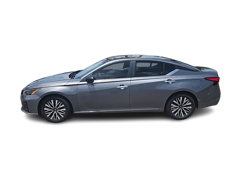 Thumbnail: 2024 Nissan Altima - 3