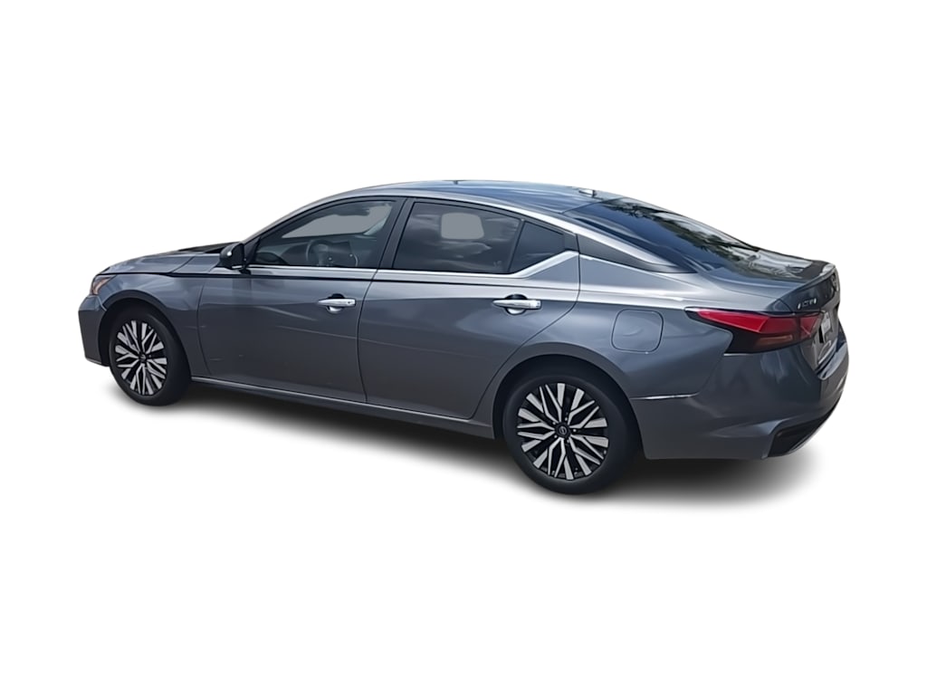 Thumbnail: 2024 Nissan Altima - 16