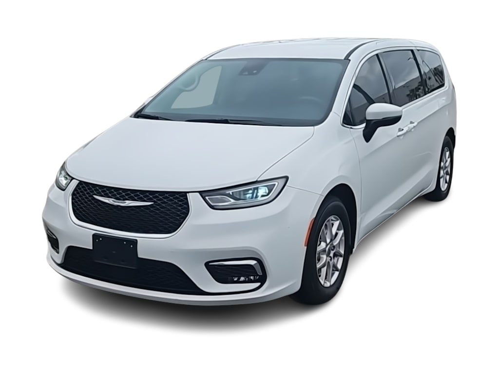 Thumbnail: 2023 Chrysler Pacifica - 16