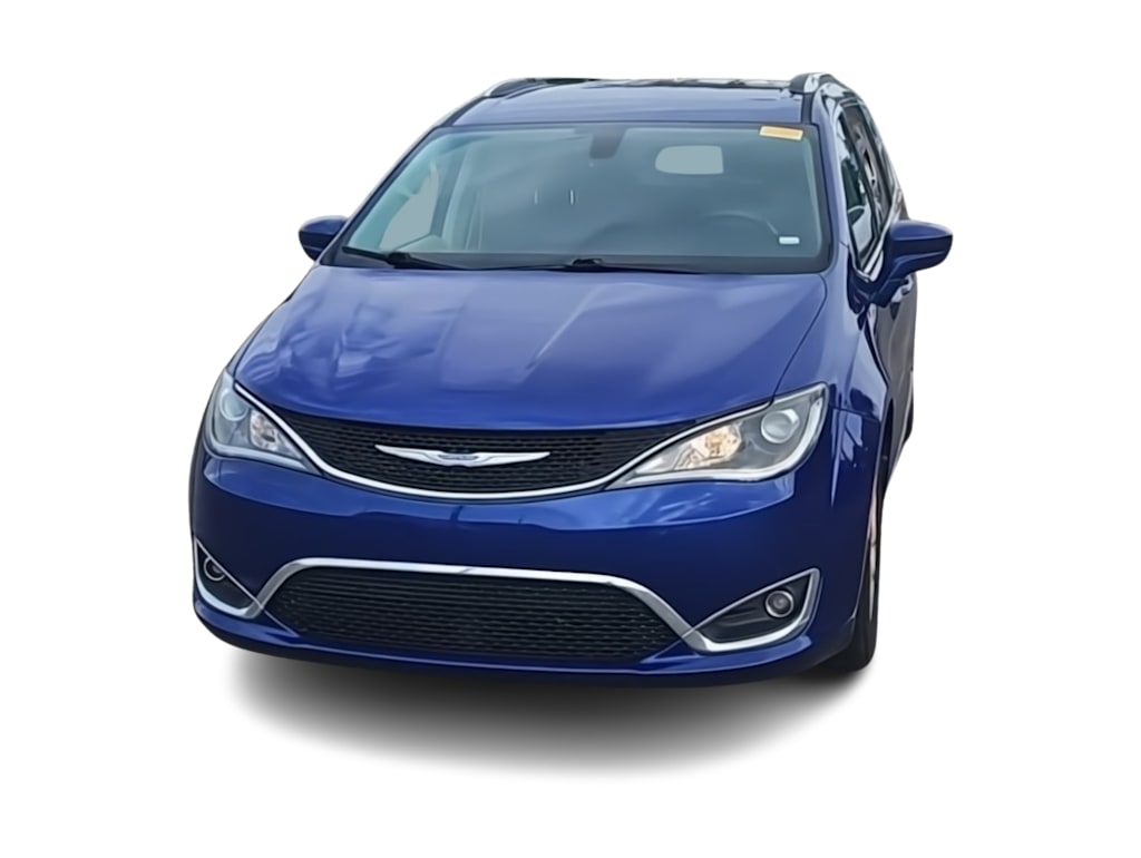 Thumbnail: 2020 Chrysler Pacifica - 4