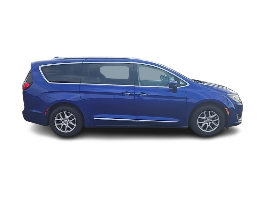 Thumbnail: 2020 Chrysler Pacifica - 11