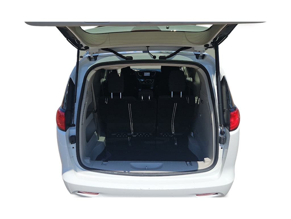 Thumbnail: 2023 Chrysler Voyager - 14