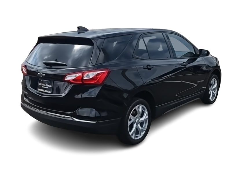 2018 Chevrolet Equinox LS 18