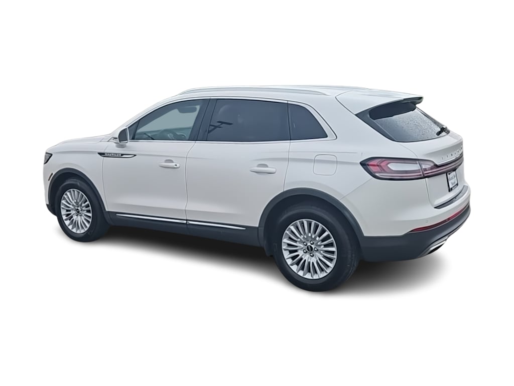 Thumbnail: 2019 Lincoln Nautilus - 14