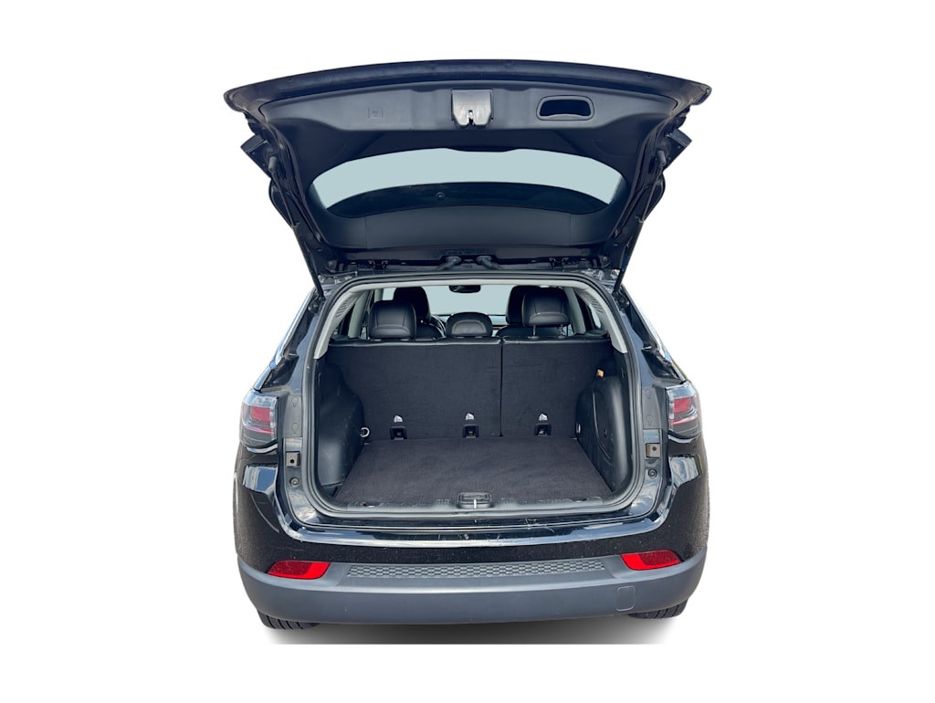 Thumbnail: 2022 Jeep Compass - 14