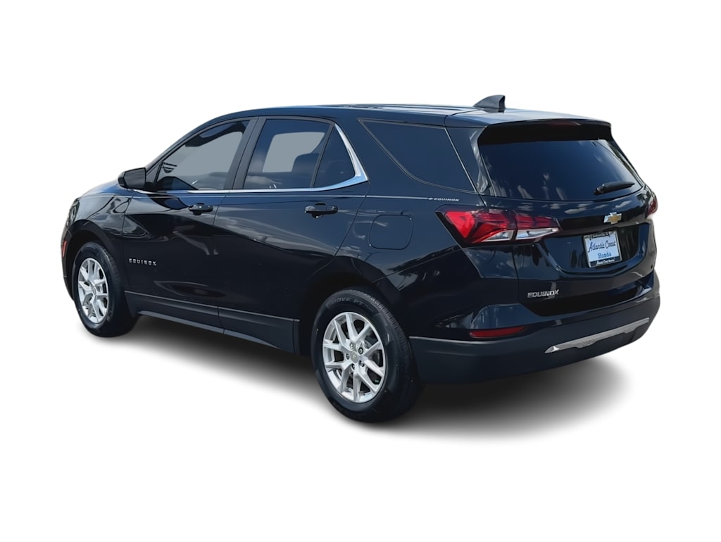 Thumbnail: 2022 Chevrolet Equinox - 4