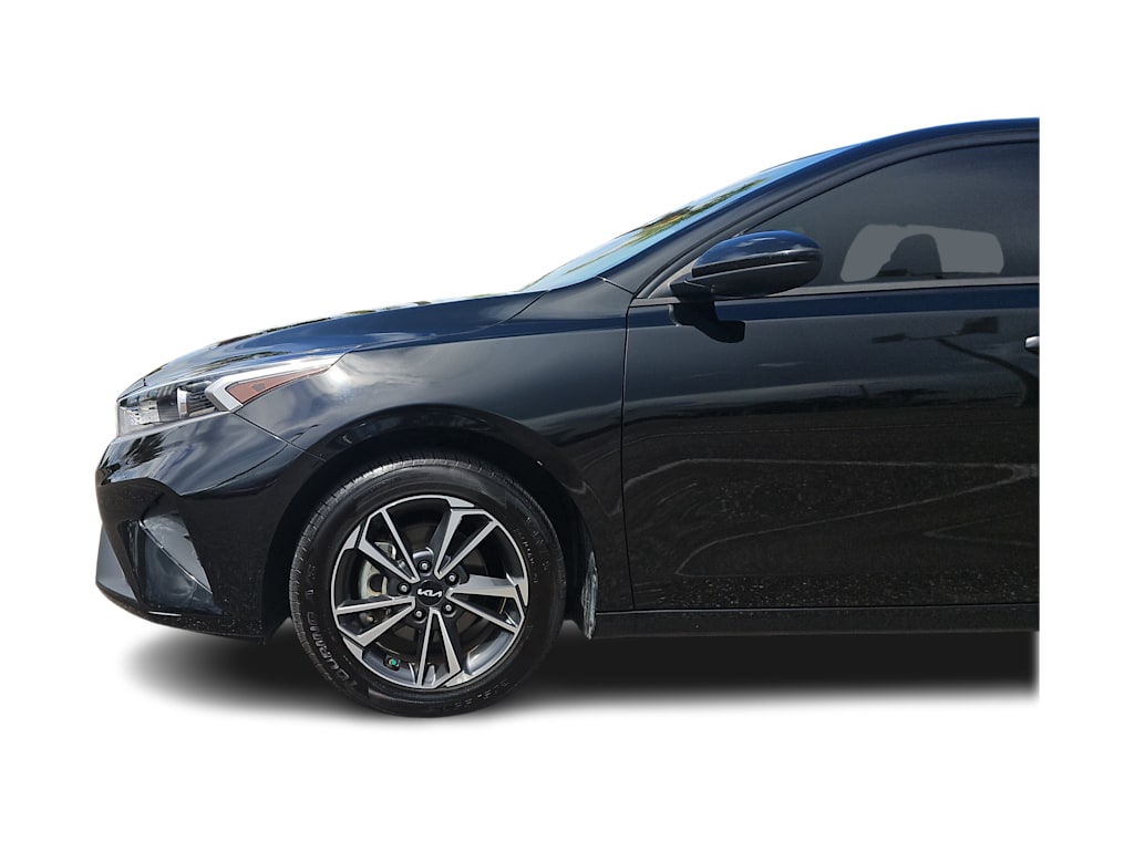 Thumbnail: 2024 Kia Forte - 22