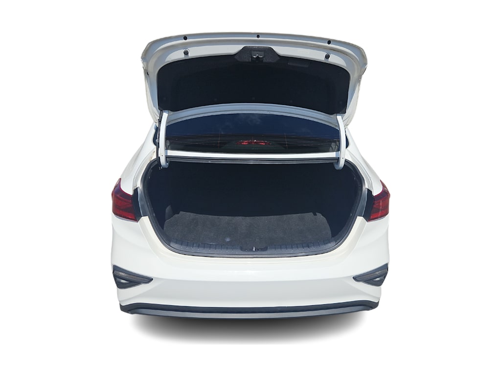 Thumbnail: 2019 Kia Forte - 12