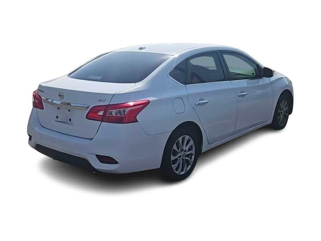 Thumbnail: 2019 Nissan Sentra - 10