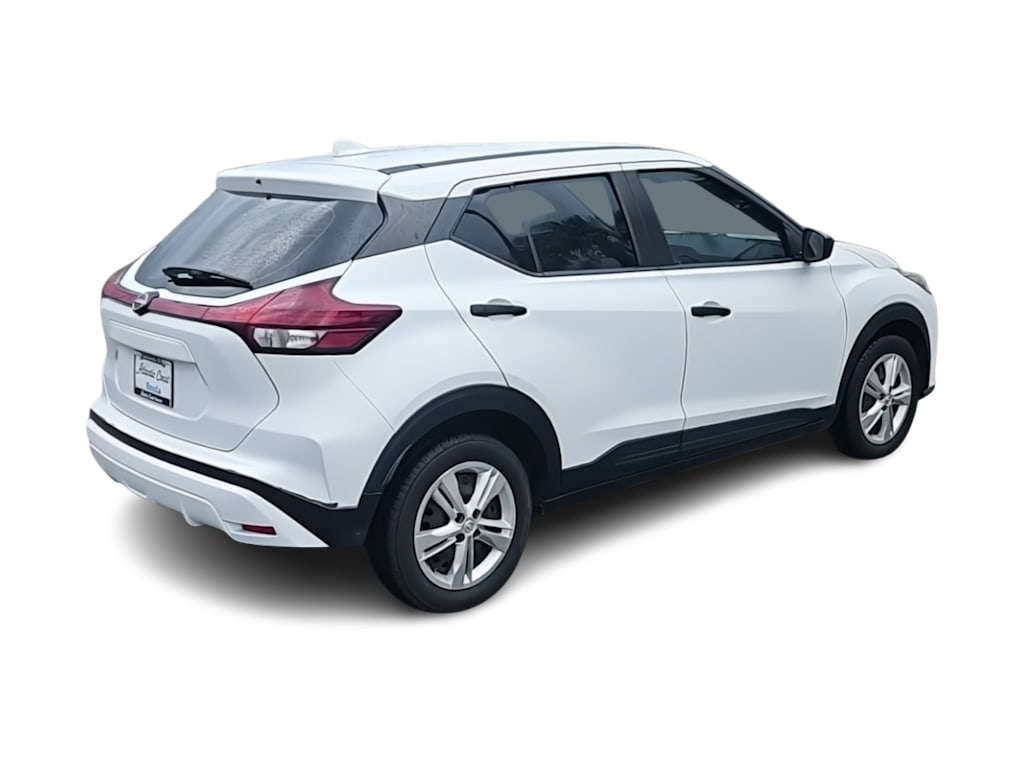 Thumbnail: 2023 Nissan Kicks - 18