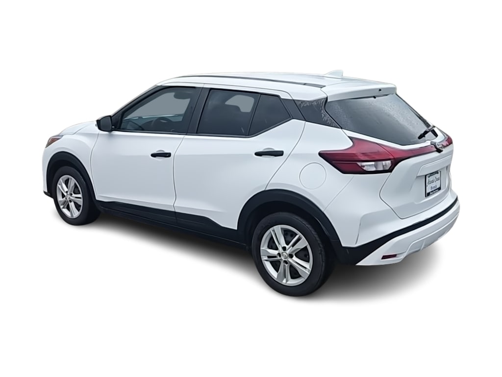 Thumbnail: 2023 Nissan Kicks - 4