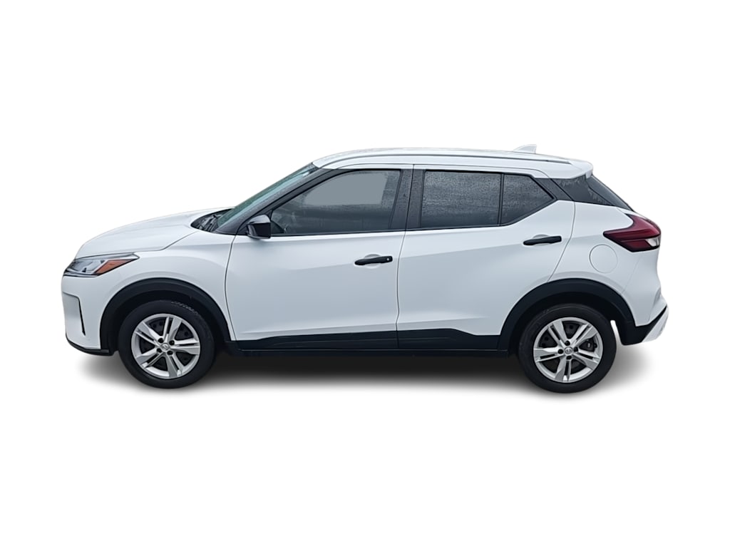 Thumbnail: 2023 Nissan Kicks - 17