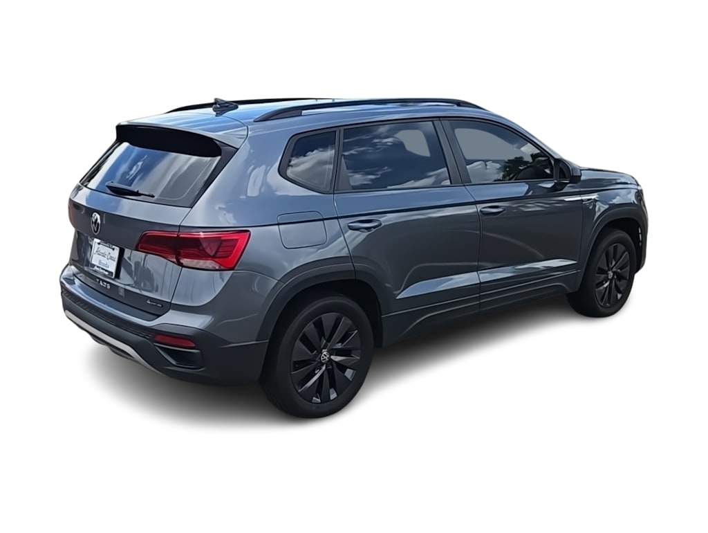 Thumbnail: 2022 Volkswagen Taos - 18