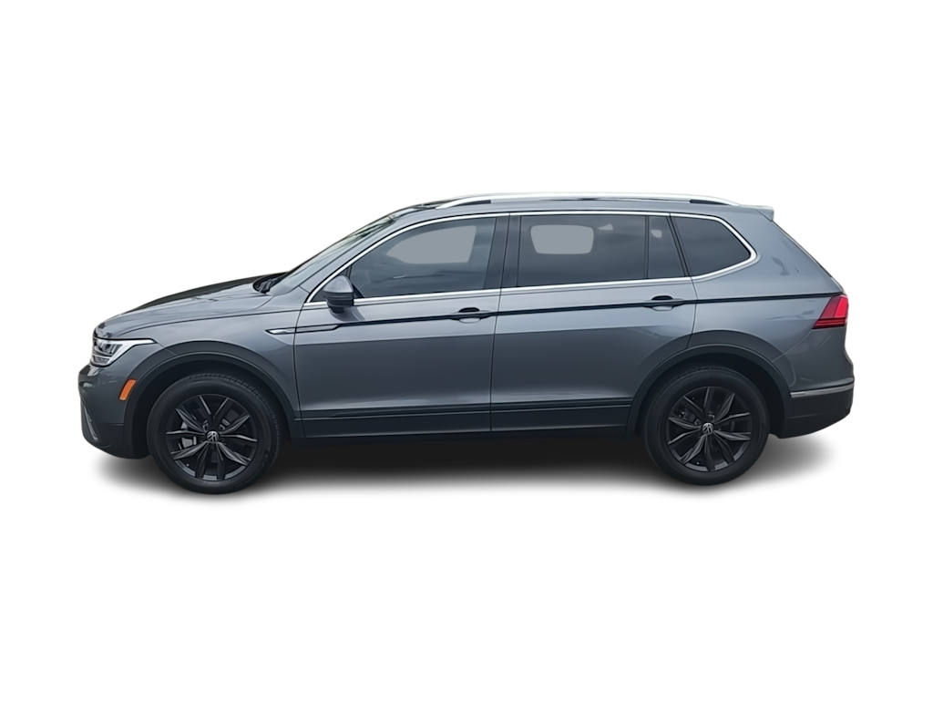 Thumbnail: 2024 Volkswagen Tiguan - 16