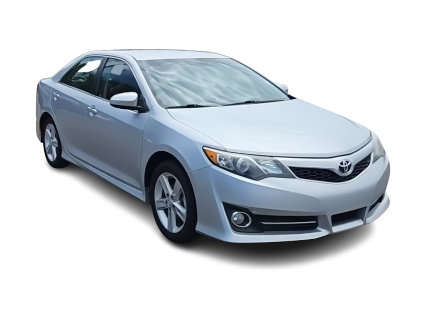 2014 Toyota Camry SE 15
