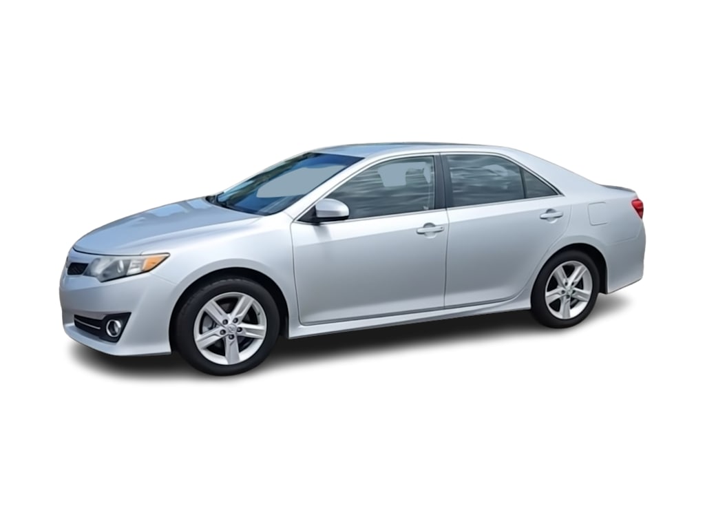 2014 Toyota Camry SE 3