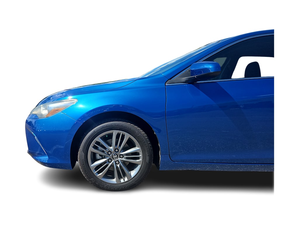 Thumbnail: 2017 Toyota Camry - 4