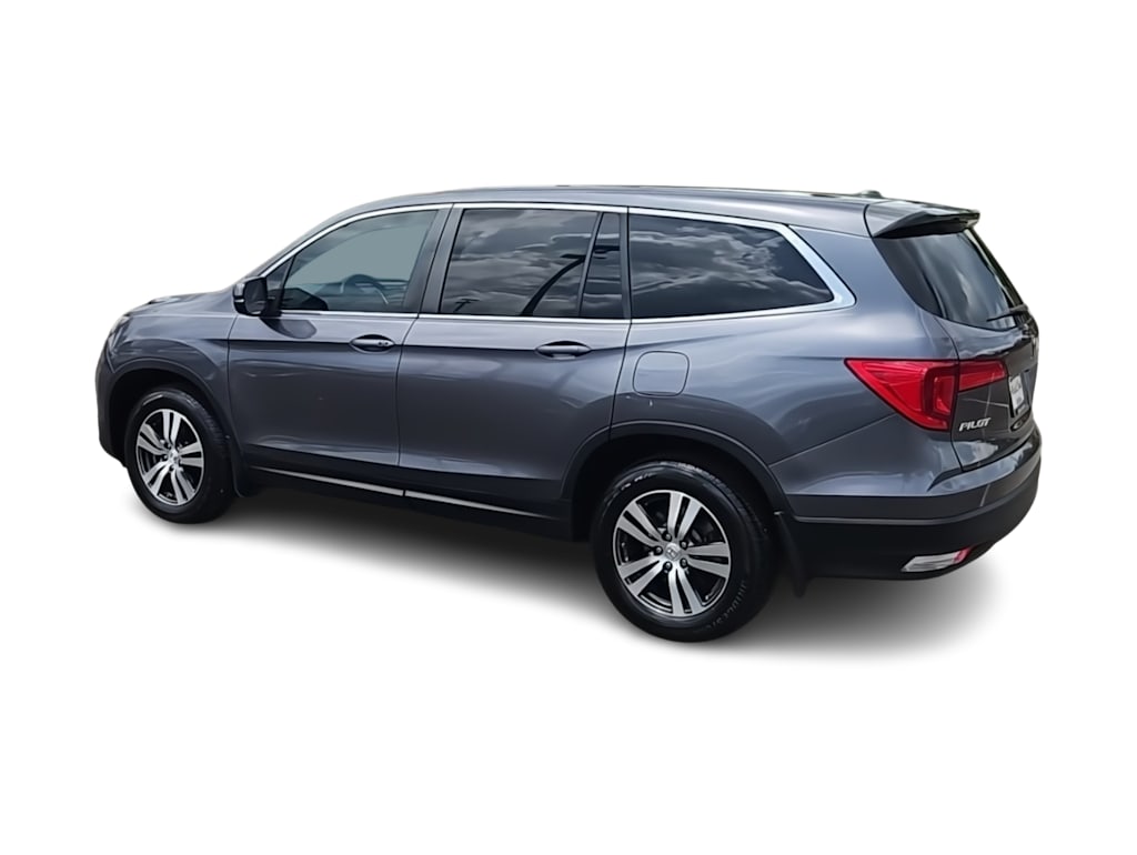 Thumbnail: 2017 Honda Pilot - 16
