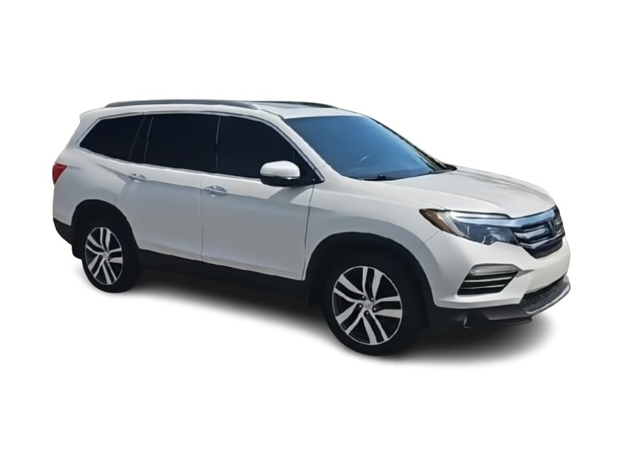 Thumbnail: 2017 Honda Pilot - 14