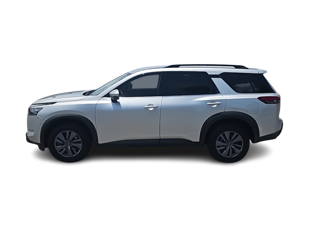 Thumbnail: 2023 Nissan Pathfinder - 17