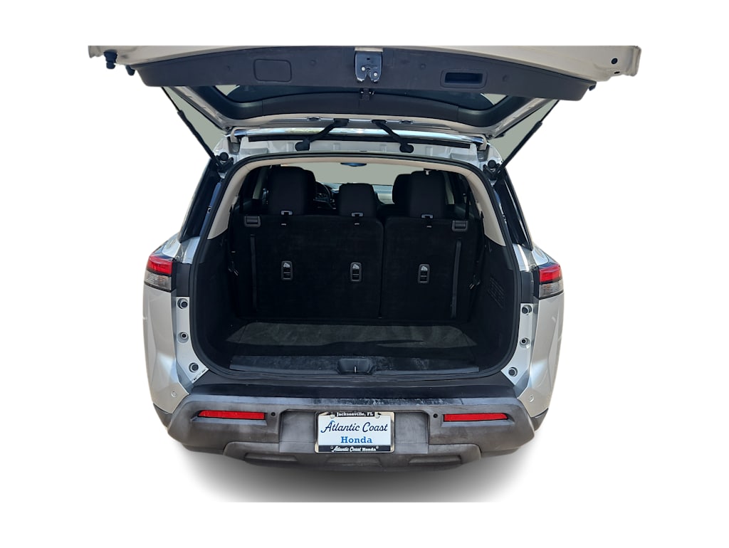 Thumbnail: 2023 Nissan Pathfinder - 15