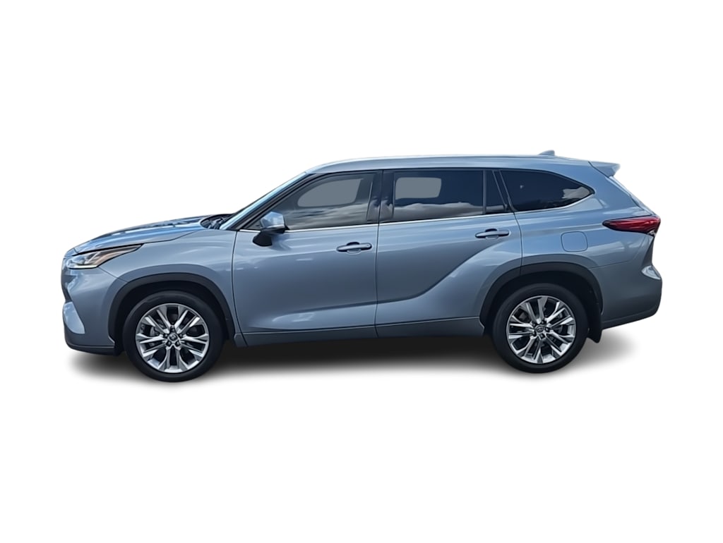 Thumbnail: 2020 Toyota Highlander - 3