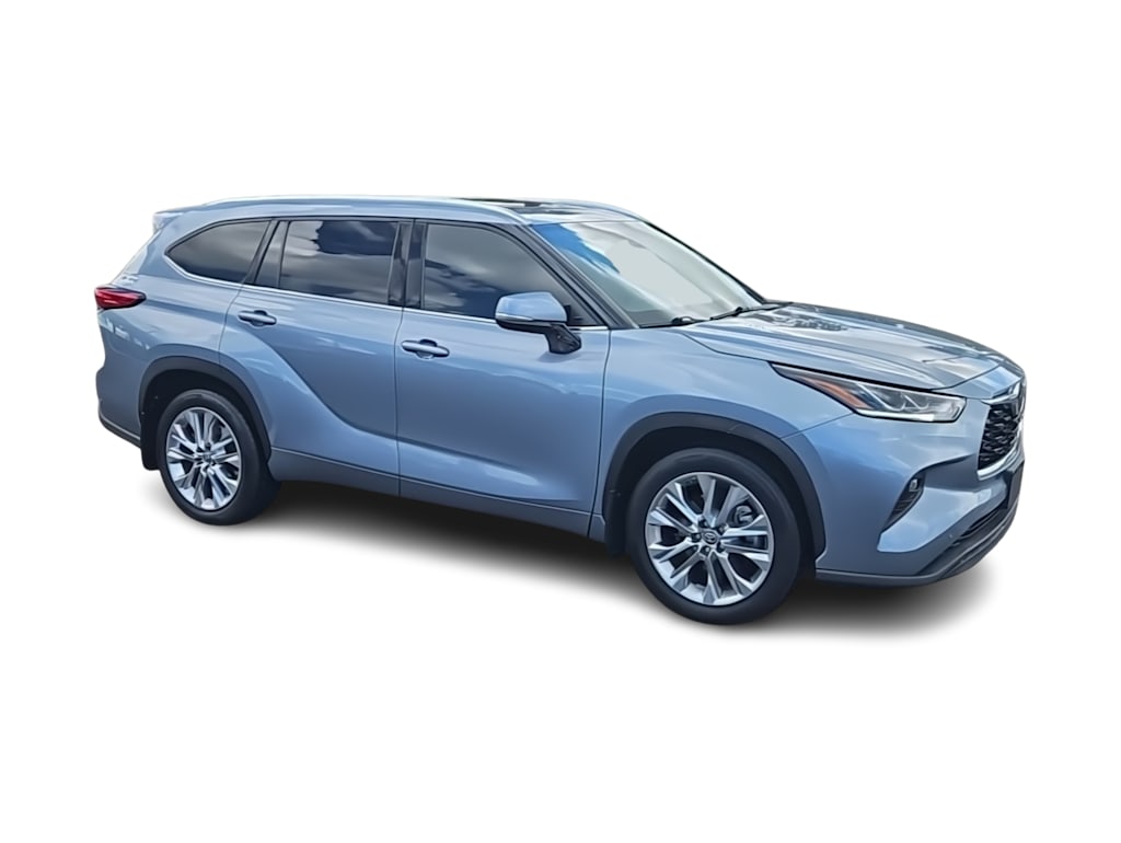 Thumbnail: 2020 Toyota Highlander - 16