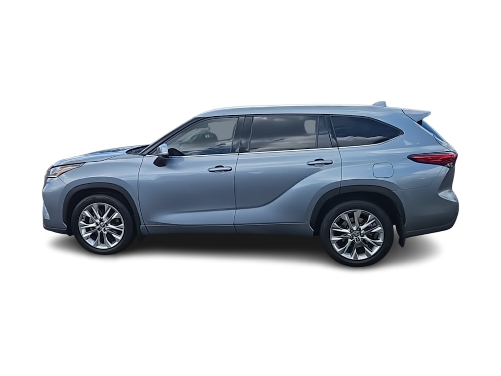 Thumbnail: 2020 Toyota Highlander - 18