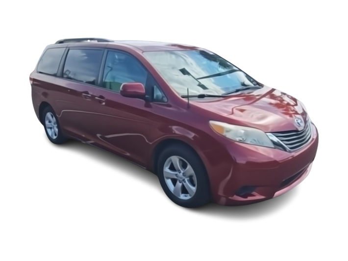 2011 Toyota Sienna LE 16