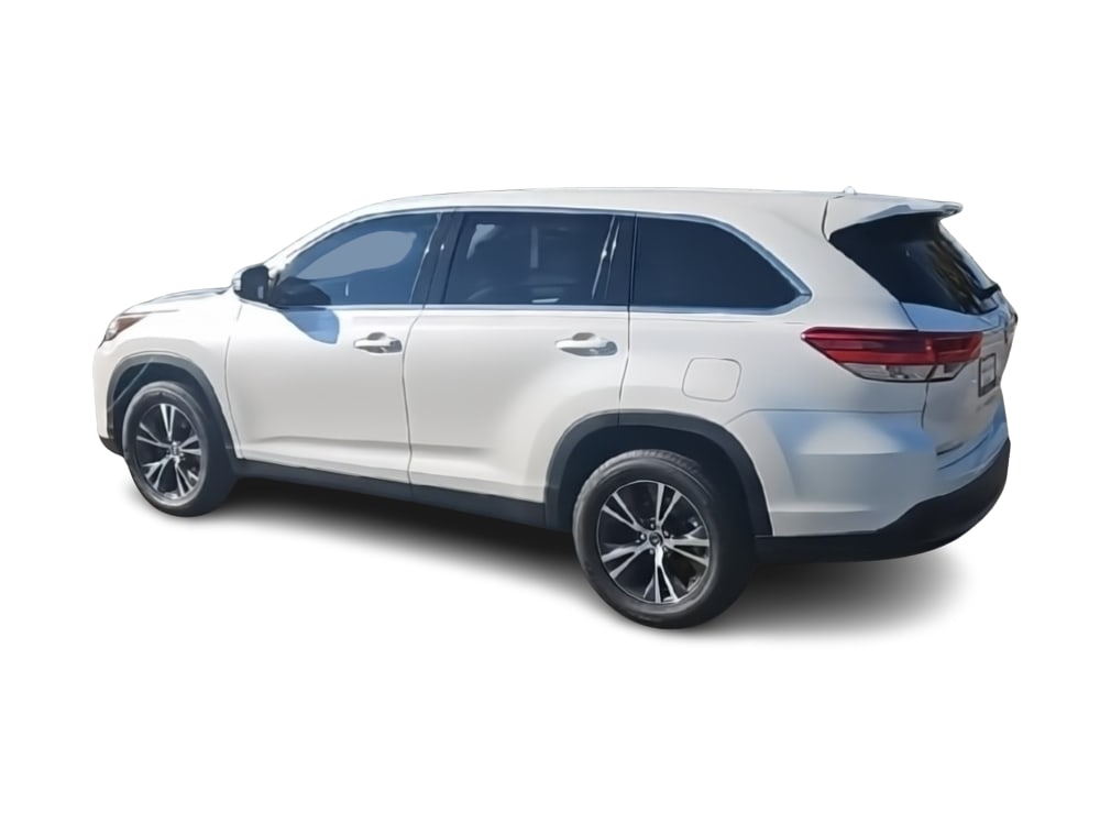 Thumbnail: 2019 Toyota Highlander - 17